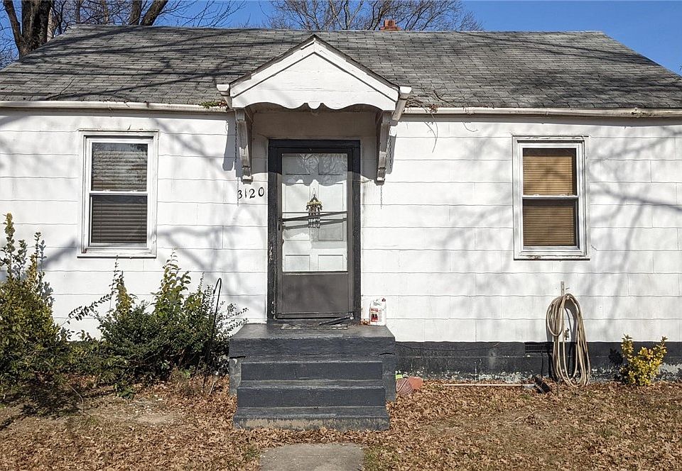 2nd image of 3120 Kenyon Ave