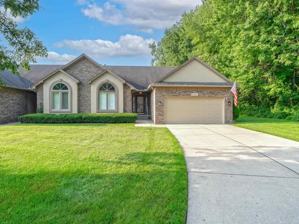 31588 Woods Ct #30, New Baltimore, MI 48047