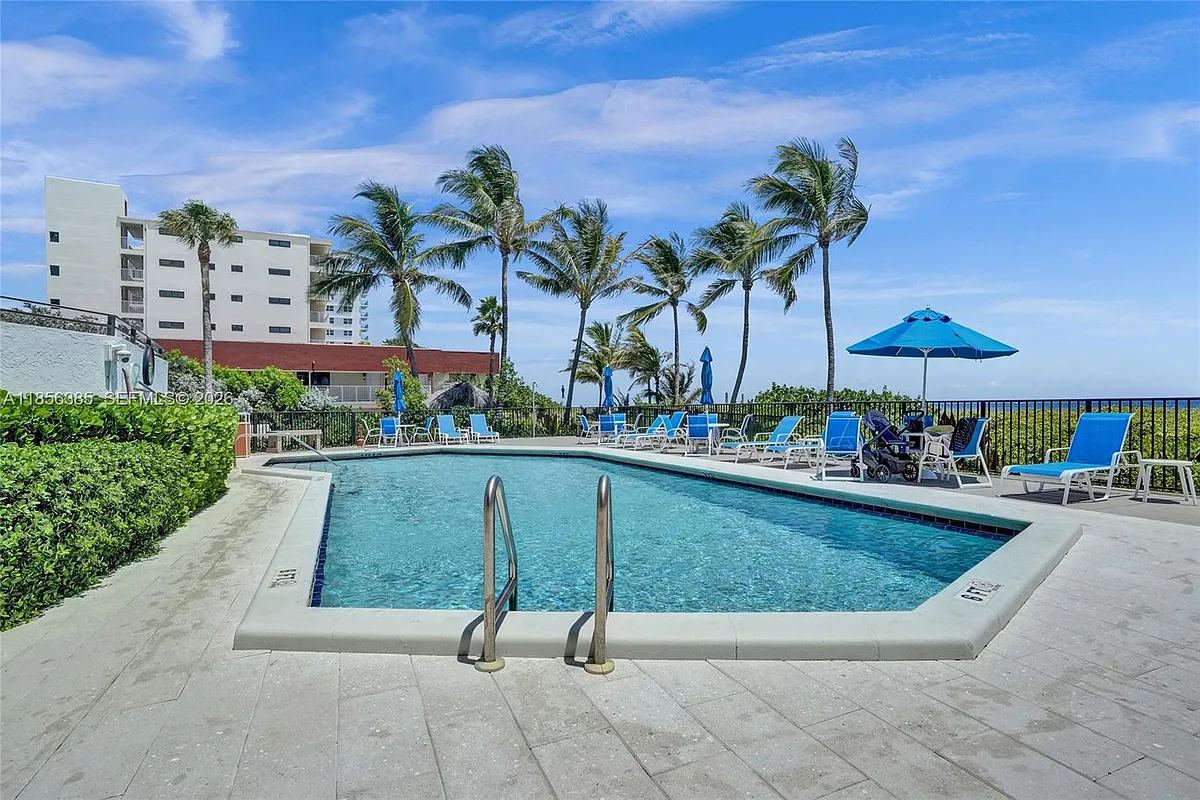 Building Photo - 1500 N Ocean Blvd #801