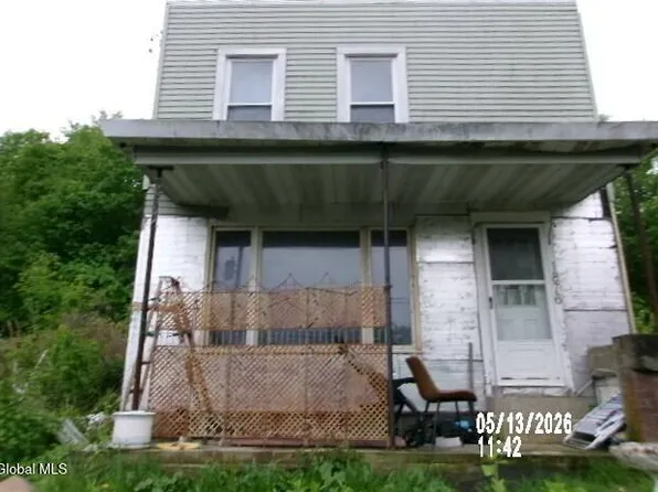 1876 New York 67, Pittstown, NY 12185