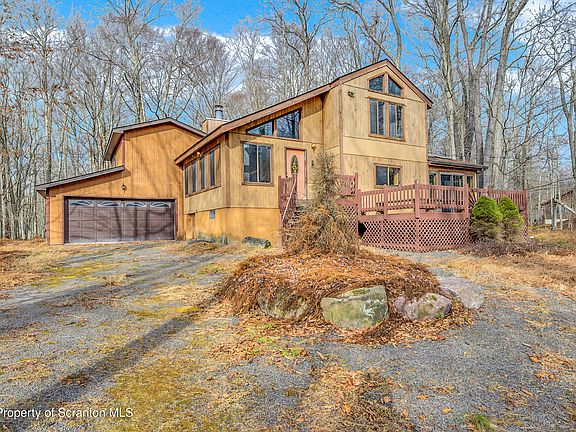 2nd image of 2315 Lc Larsen Dr #87