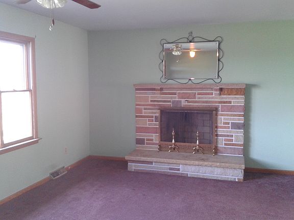 3rd image of 1195 New Burg St