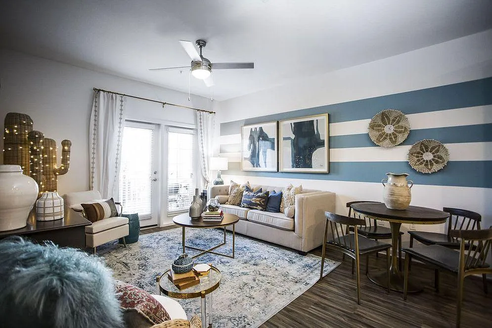 The Iris at Northpointe — Photo 4