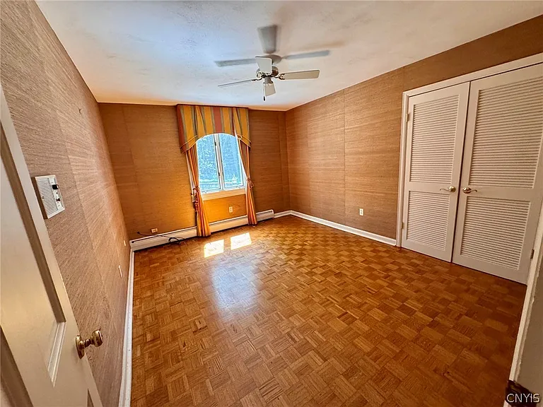 112 Old Farm Rd — Photo 18