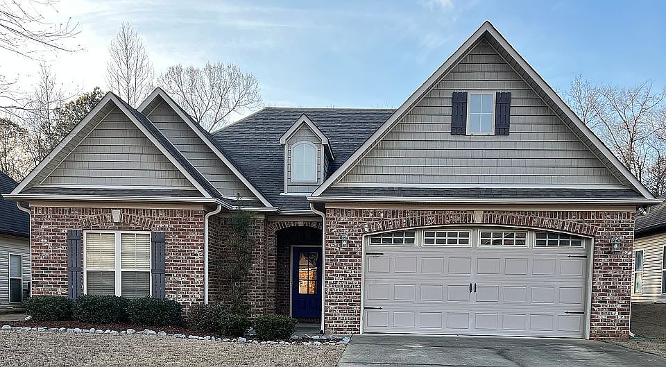 1st image of 109 Weeping Cir
