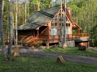 629 Dalton Creek Rd, Franklin, NC 28734