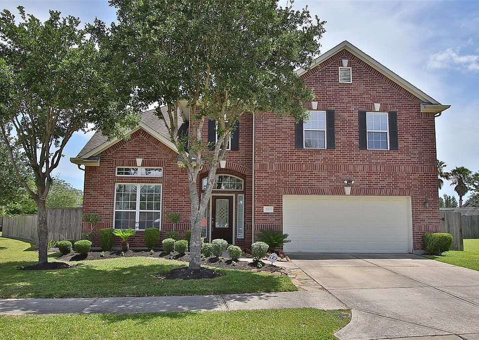 1st image of 2703 Silvercreek Ct