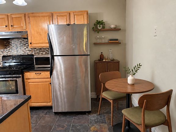 5th image of 321 79th St APT 19