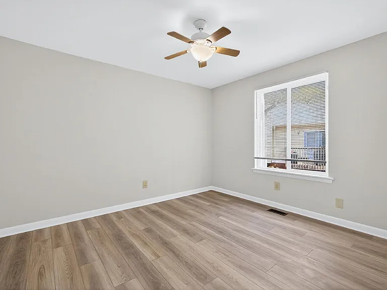 5367 Wayne St #B — Photo 16