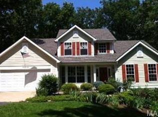 18502 Hawks Hill Rd, Pacific, MO 63069