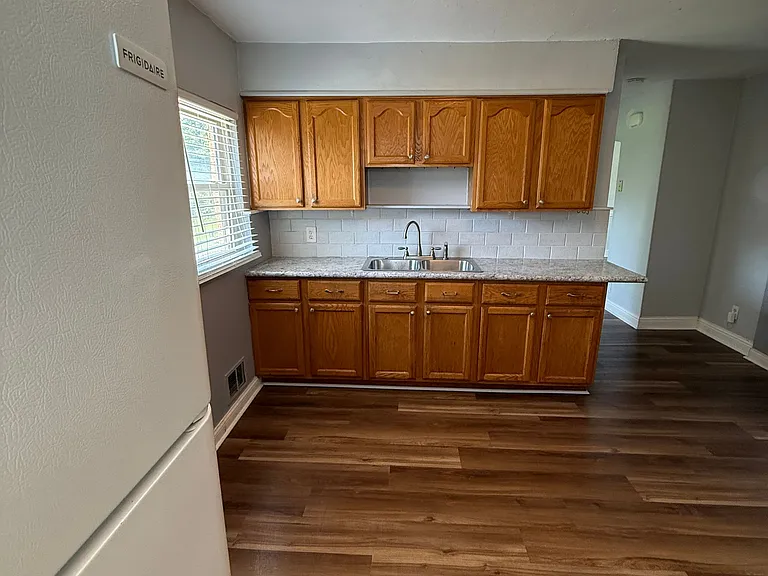 3325 N Bend Rd #1 — Photo 6