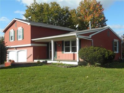 18 Wickwine Ln, Henrietta, NY, 14467