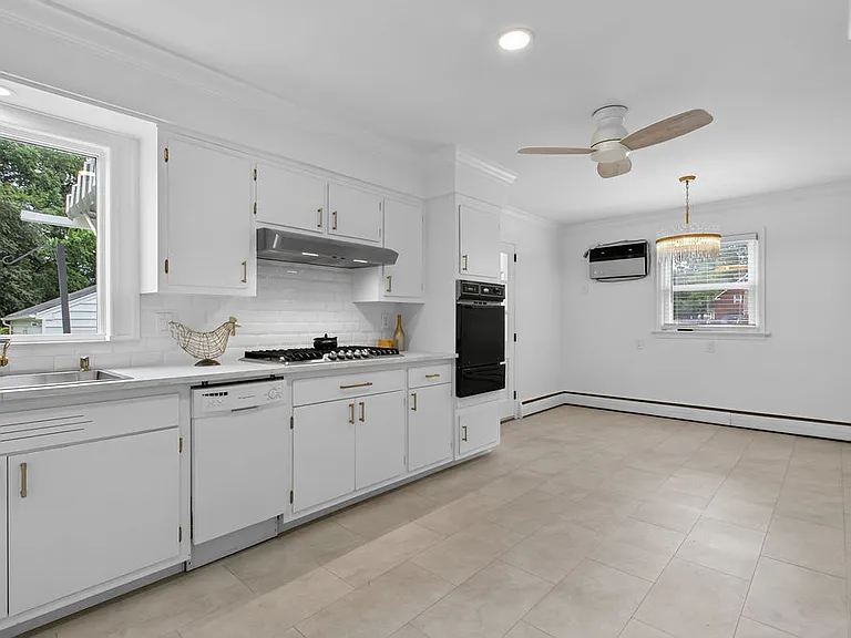 663 Mountain Ave — Photo 13