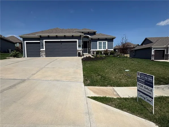 8134 NW 89th St, Kansas City, MO 64153