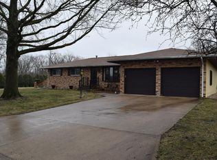 11 Ridgewood Rd, Fort Madison, IA 52627