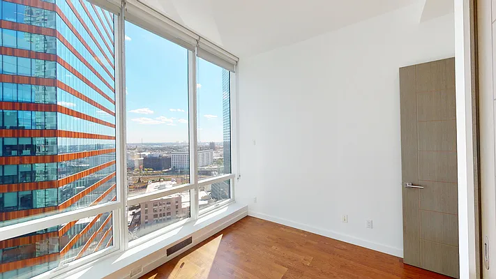 Rented by Jade Stone Real Estate Consulting | media 37