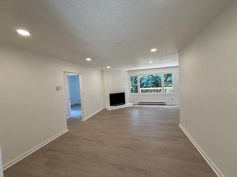 399 Kingswood Dr #399 — Photo 9