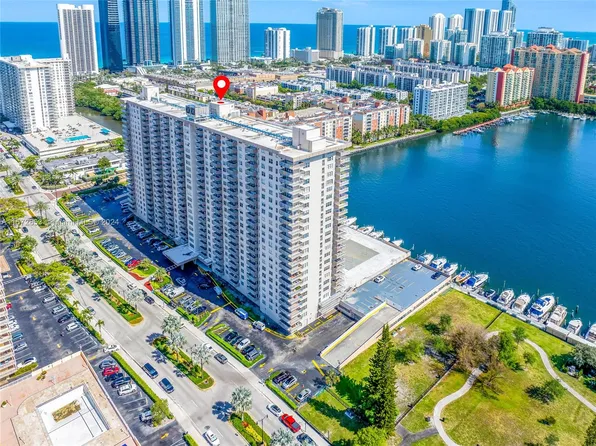 250 174th St APT 1818, Sunny Isles Beach, FL 33160