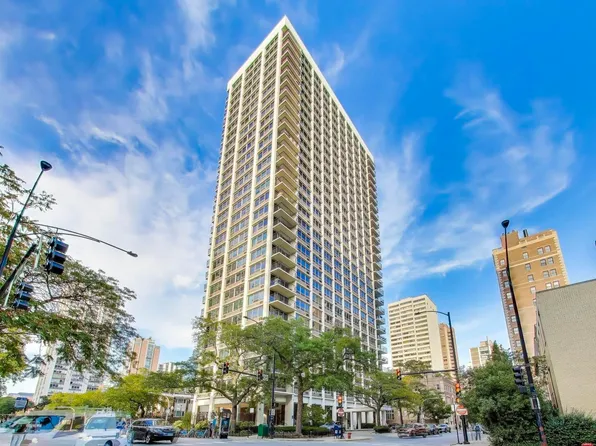 88 W Schiller St APT 2903L, Chicago, IL 60610