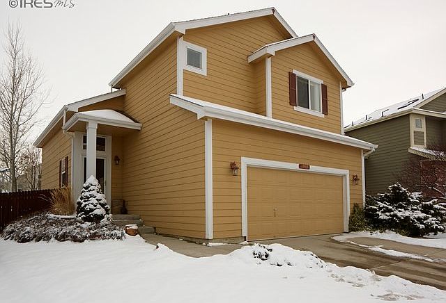 1353 Carnation Circle