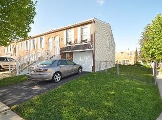 10846 W Pelle Cir, Philadelphia, PA 19154