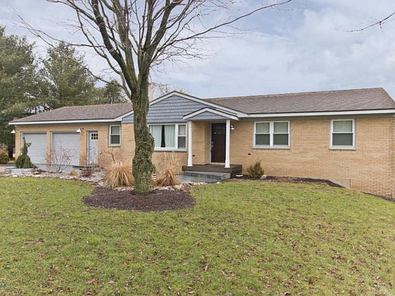 2nd image of 2186 Grand River Dr NE