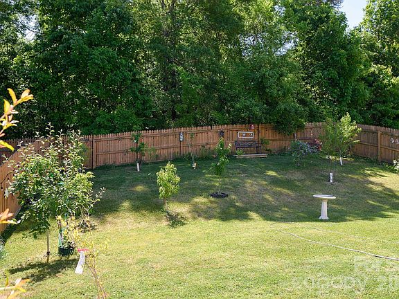 4th image of 2926 Crawford Brook Ln