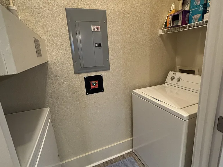 In-unit laundry