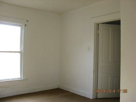 4th image of 128 S Hedges St