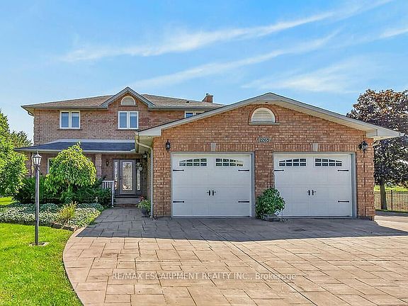 2nd image of 2265 Binbrook Rd