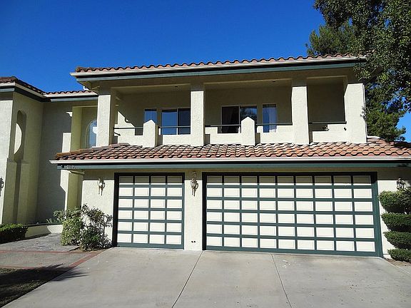 Extra large 3 car garage