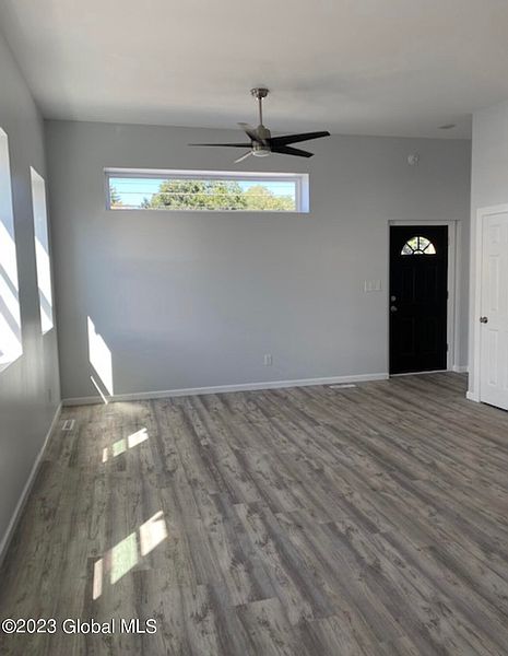 4th image of 14 Fuller Road