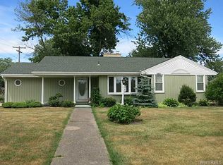 1461 Love Rd, Grand Island, NY 14072