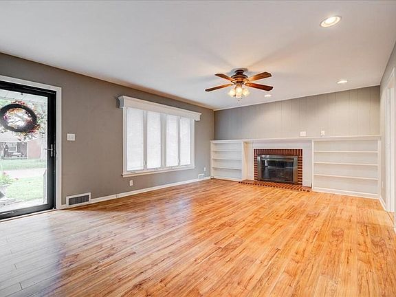 5th image of 2517 Farrier Pl
