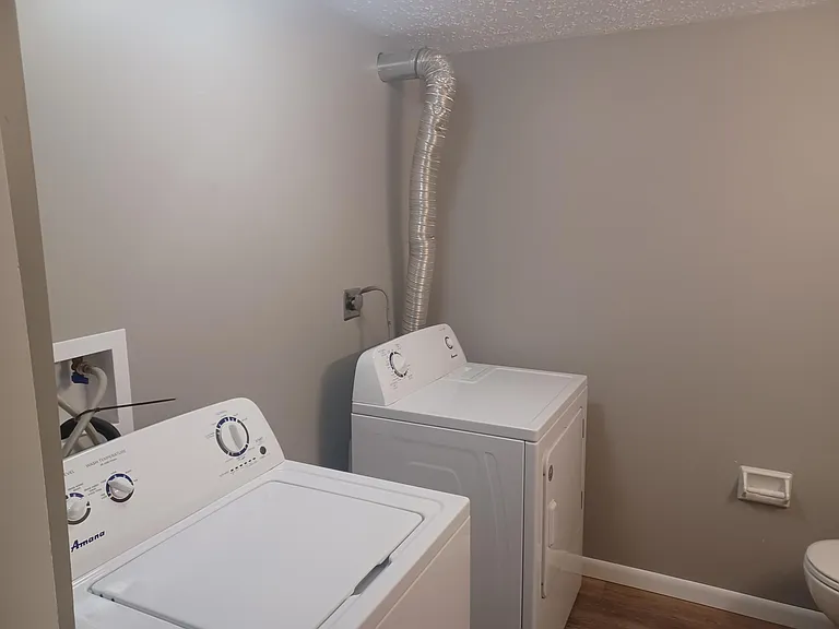 11638 Camden Ave — Photo 11