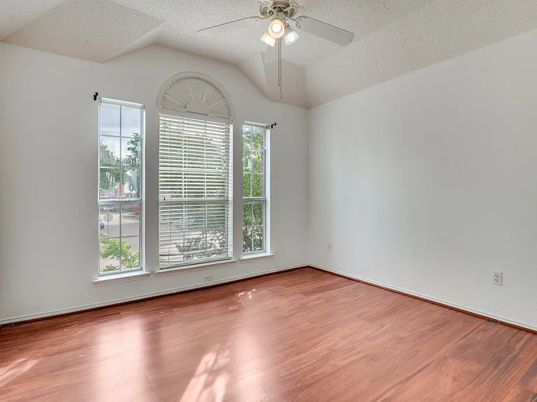 1806 Pendleton Rd — Photo 20