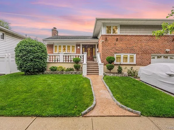 264-47 Grand Central Parkway, Flushing, NY 11362