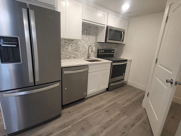 5th image of 1812 W Reserve St