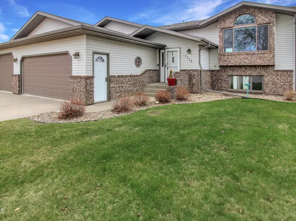 1112 3rd Ave NE, Mandan, ND 58554