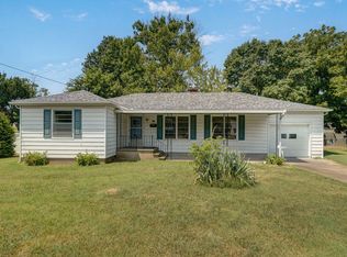 811 S Market St, Mount Vernon, MO 65712