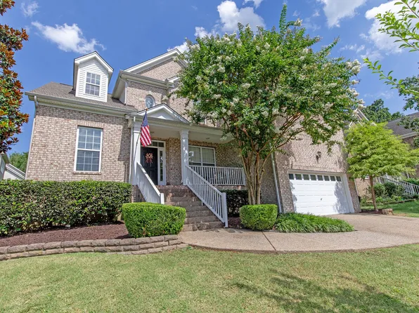 141 Chesapeake Harbor Blvd, Hendersonville, TN 37075