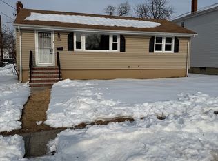 1118 Bower St, Linden, NJ 07036