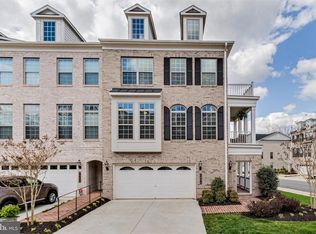 7994 Turtle Creek Cir, Gainesville, VA 20155