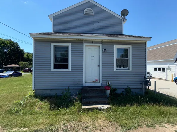 11 Anns Lane, Hampton, NH 03842