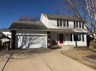 4763 Waterford Dr, West Des Moines, IA 50265