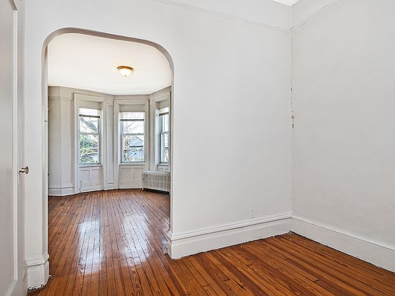 4th image of 4278 Vireo Ave