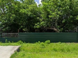 8122 Darlington Dr, Houston, TX 77028