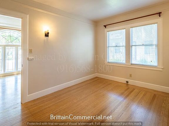 4th image of 3959 M St #A