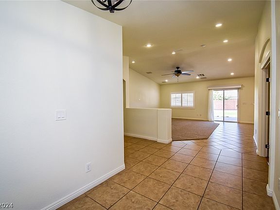 4th image of 8348 Jeremiahs Lodge Ave