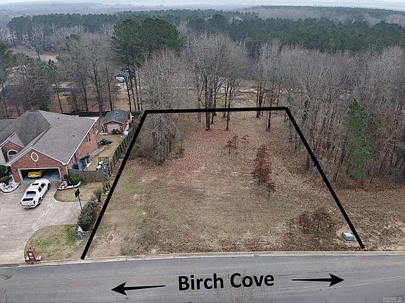 3rd image of 25 Burch Cv Lot Of